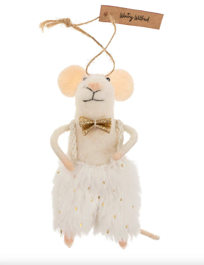 Town & country: Wintry Wilfred mouse