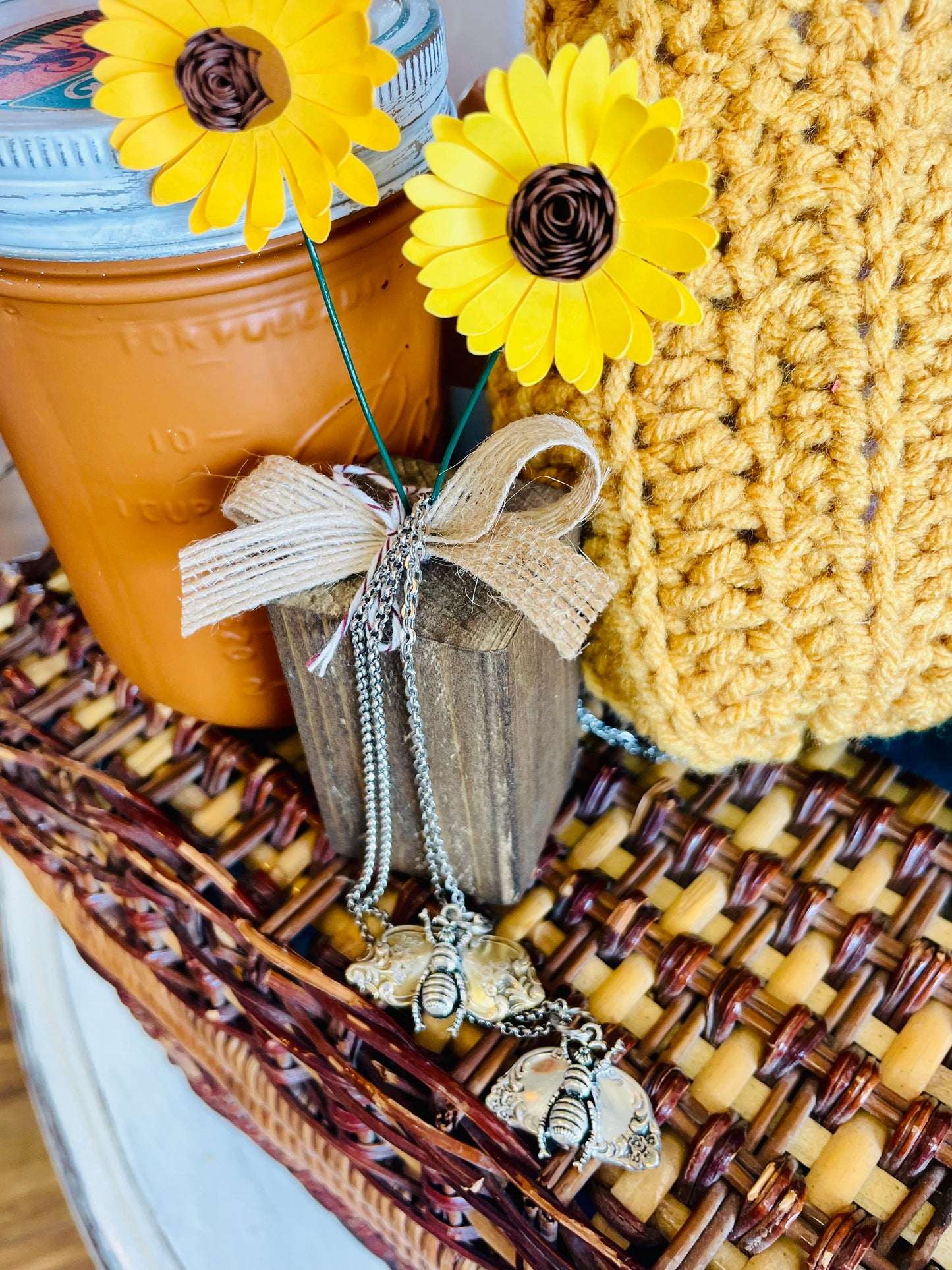 Teaspoon memories: Bee necklace