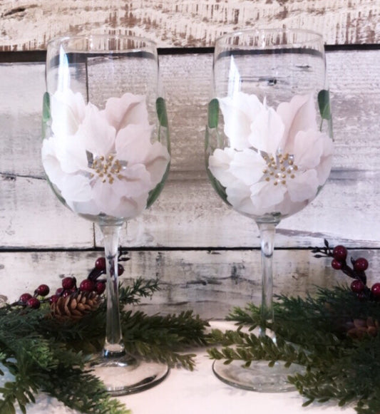 Cc Crafts - Stemmed White Poinsettia Wineglass